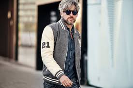 There is no typical sugar baby since anyone who is looking to date someone who can help them achieve their goals could be classed as one. O Que E Sugar Daddy Conheca Os Principais Atributos Meupatrocinio