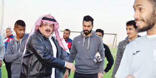 وكانت إدارة نادي الطائي جددت شراكتها مع «مشار» الراعي الرسمي للفريق لمدة عام، وذلك بعدما أبرم الطرفين عقد الرعاية الجديد بحضور المهندس سعود الصقيه، المدير العام لمصنع مشار رئيس هيئة أعضاء. Ø§Ù„Ù…Ø¹Ø¬Ù„ ÙŠÙƒØ´Ù Ù„Ù€ Ø§Ù„Ø¬Ø²ÙŠØ±Ø© Ù…ÙˆÙ‚ÙÙ‡ Ù…Ù† Ø±Ø¦Ø§Ø³Ø© Ù†Ø§Ø¯ÙŠ Ø§Ù„Ø·Ø§Ø¦ÙŠ