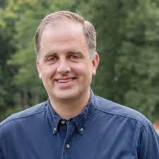 Richard Knudson's Instagram, Twitter & Facebook