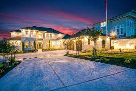 Research lakeway real estate market trends and find homes for sale. Estates Of Flintrock In Lakeway Tx New Homes By Castlerock Communities