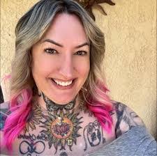 Sheila Logan's Instagram, Twitter & Facebook