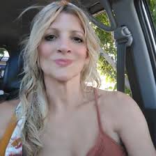 Roxy Riggs (roxyriggs)