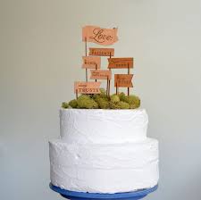 5 Gorgeous Wooden Wedding Accents That Won T Make Your Wedding Look Like A Cracker Barrel Gift Shop I Promise Wooden Cake Toppers Wedding Cake Toppers Unique Cake Toppers
