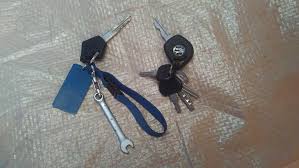 Update harga terbaru duplikat kunci. Kunci Motor Hilang Simak 6 Hal Yang Harus Dilakukan Moladin