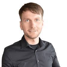 Chris Knop's Instagram, Twitter & Facebook