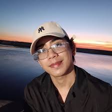 No girl deserves to sleep questioning her worth. So, if no one tell you  this I want to let you know that you are enough, more than enough.