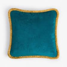 Un coussin bicolore aux motifs graphiques très tendance ! Coussin Happy Pillow Bleu Canard Et Jaune De Lo Decor En Vente Sur Pamono