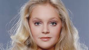 Felismerhetetlenre plasztikáztatta magát a Dallas egykori Lucy-je