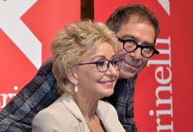 Enrica bonaccorti was born on november 18, 1950 in savona, liguria, italy. Cafonalino Enrica Bonaccorti Presenta Il Suo Nuovo Libro E Arrivano Michele Guardi E Pippo Franco Cafonal