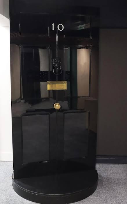 Burnham's £1,000 replica Downing St door for No 10 North won't even face  the street