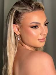 Courtney 🩶 (@courtney.opie) • Instagram photos and videos