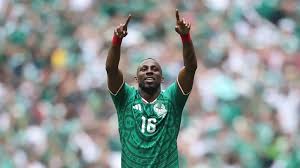 Julián Quiñones: quem é, idade e onde joga o atacante do México
