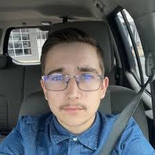 Silas Chapman's Instagram, Twitter & Facebook