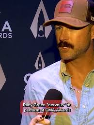 Riley Green Cma Awards 2025 Interview
