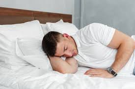 اسباب سيلان اللعاب أثناء النوم وعلاجها وبعض الخطوات لعدم التعرض لذلك مرة أخرى