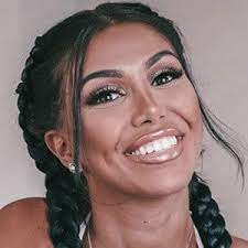 Norwegian reality star and blogger behind the lifestyle site sraad where she shares her … Isabel Raad Bio Family Trivia Famous Birthdays