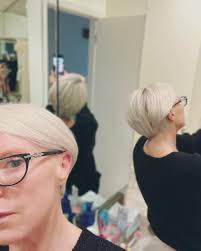 Just me,myself and I saying hello it's been a minute! Happy Monday and Nov.  Where the hell does the time go, and yes I need a haircut. Have a great  week xo