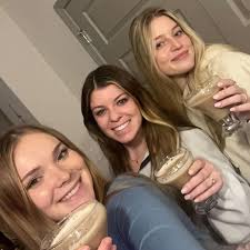 Melissa Settle (@mel.settle) • Instagram photos and videos