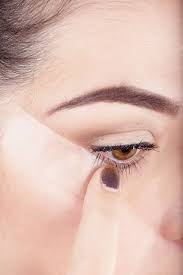 Place the pencil as close to your lash line as possible and slowly draw a thin line from the outer corner to the inner corner. Liquid Eyeliner Tips Scotch Tape Tips To Perfect Your Liquid Eyeliner