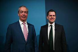 Nigel Farage and Robert Jenrick are making an announcement this morning.  Follow along LIVE on Facebook at 11am. ✓