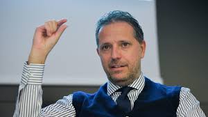 Paratici ha contattato barella per rompere con l'inter. Tottenham To Name Fabio Paratici As Sporting Director Despite Conte Blow