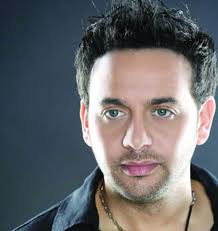 تحميل اغاني مصطفى قمر mp3 البومات مصطفى قمر كلمات اغاني مصطفى قمر mostafa qamar songs. Ù…ØµØ·ÙÙ‰ Ù‚Ù…Ø± ÙŠØµÙˆØ± Ù„Ø­Ø¸Ø© Ø¶Ø¹Ù Alghad