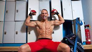 Im märz 2007 kaufte zuffa den bis dato einzigen internationalen konkurrenten pride fc auf. Ufc In Deutschland Luft Und Hiebe Der Spiegel