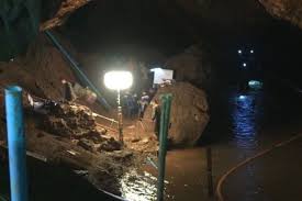 Resultado de imagem para crianÃ§as sÃ£o resgatadas de caverna