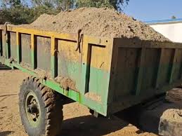 Two tractor-trolleys filled with illegal sand seized in Shahdol | शहडोल में  अवैध रेत से भरे दो ट्रैक्टर-ट्रॉली जब्त: चालक और मालिक फरार; कांग्रेस का  आरोप- पुलिस की मिलीभगत से बढ़ रहा अवैध धंधा - Shahdol News | Dainik Bhaskar