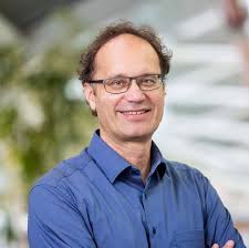 Prof. Dr. Daniel Weiskopf