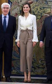 Queen Letizia Of Spain Masters Cocktail Chic In Argentina Queen Outfit Spain Fashion