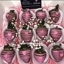 Chocolate Covered Strawberries In 2020 Chocolate Covered Strawberries Bouquet Chocolate Strawberries Chocolate Covered Strawberries