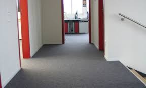 Unser angebot umfasst teppiche, die für das büro und öffentliche bereiche ausgelegt sind. Teppich Fur Buro Teppichboden Und Wohnung In Varianten Category Teppich Buroboden
