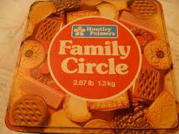 Huntley Amp Palmers Family Circle Biscuit Selection Storage Tin Ebay Biscuit Tin Biscuits Family Circle