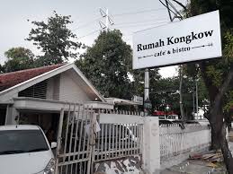 Sebagai warga kota depok saya bersyukuuur banget. Rumah Kongkow Cafe Bistro Yang Asik Di Rawamangun Makan Enak Enak Bangeeet