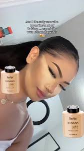 Ben Nye Luxury Powder Banana Review