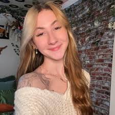 Alyssa Stoner (@alyssa.roberts.16) • Facebook