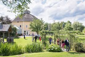 Map and points of interest near the inn at round barn farm. Inn At Round Barn Farm Wedding 2018 018 Illume By Paul Reynolds