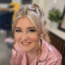 What renovations can be done to a built-in cabinet for storage and display?