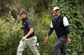 Tiger Woods Live Blog Tiger Likely To Make The Cut At Riviera After Closing Birdie On Saturday Morning Golf News And Tour Information Golf Digest