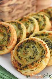 Găsește acest pin și încă altele în prajituri de la reghina oltean. Spirale Aperitiv Cu Spanac Si Branza Simonacallas