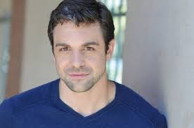 Chris McKenna (actor)