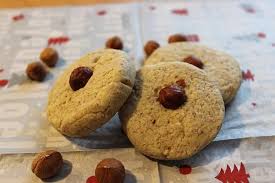 Feine Nussplatzchen Chefkoch Rezept Nussplatzchen Lecker Lebensmittel Essen