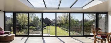 Veranda A Toiture Plate Veranda Contemporaine Soko En 2020 Veranda Contemporaine Toiture Veranda