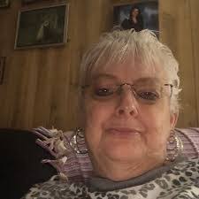 Robert Everling's Instagram, Twitter & Facebook