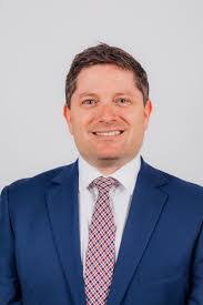 Katherine Mclaren's Instagram, Twitter & Facebook