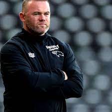 Wayne rooney called the police after photos emerged of him in a hotel room with three scantily clad women. V0advu 8fjl6em
