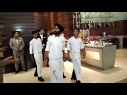Op zoek naar holiday inn mumbai international airport? Holiday Inn Mumbai Flash Mob 6th Anniversary Youtube