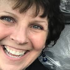 Carol Pearson (@carolpaintsgood)