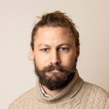 Atheer Naif's Instagram, Twitter & Facebook